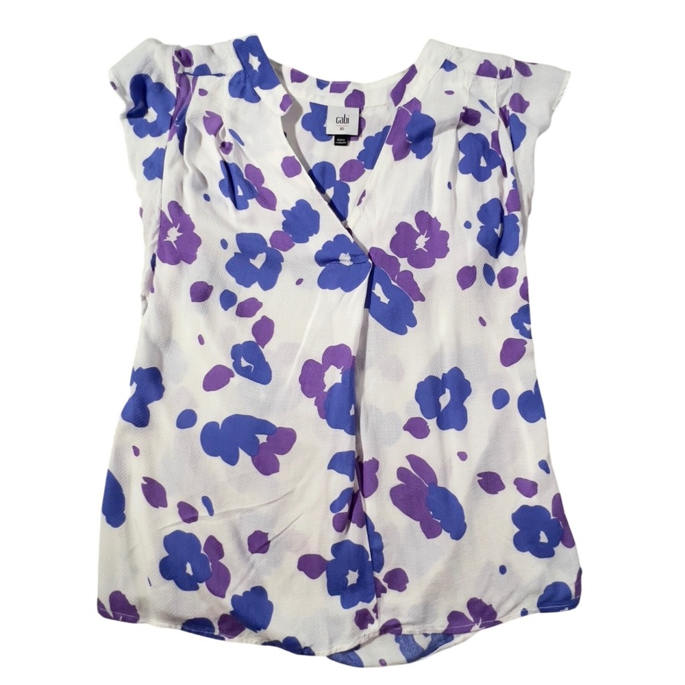 Cabi Flutter Sleeve Blouse Womens XS White‎ Purple Blue Floral V-Neck 5896